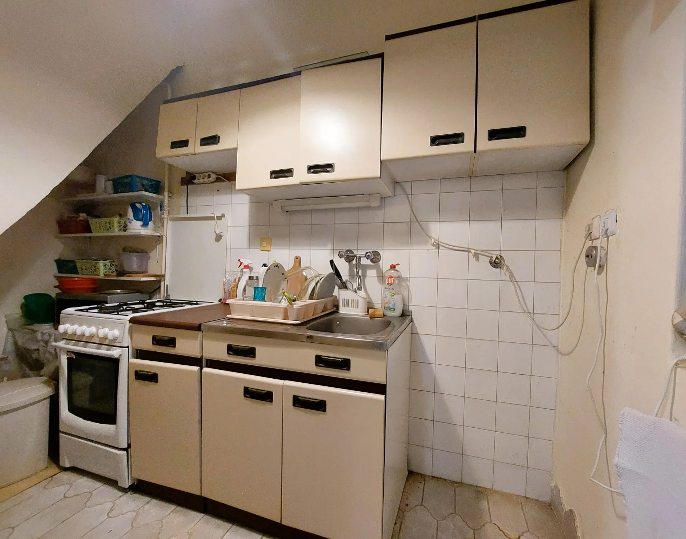 Eladó családi ház Pécsen - Kép 9