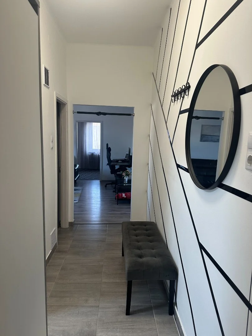 Eladó tégla lakás Dunaújvárosban - Kép 8