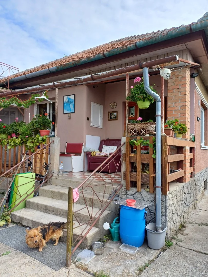 Eladó családi ház Pécelen