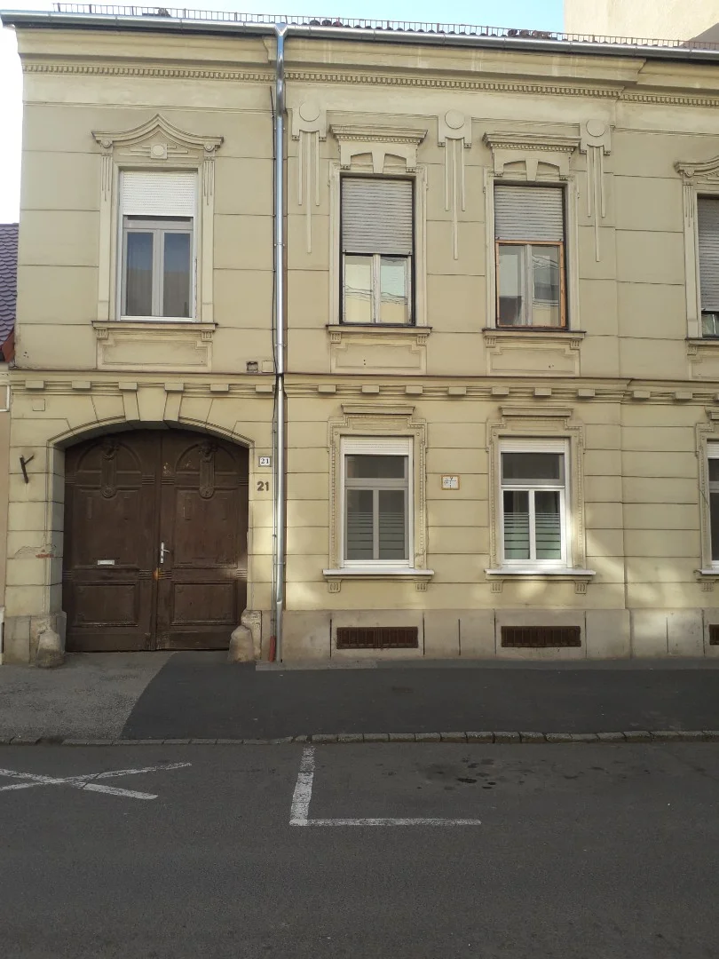 Eladó tégla lakás Szombathelyen