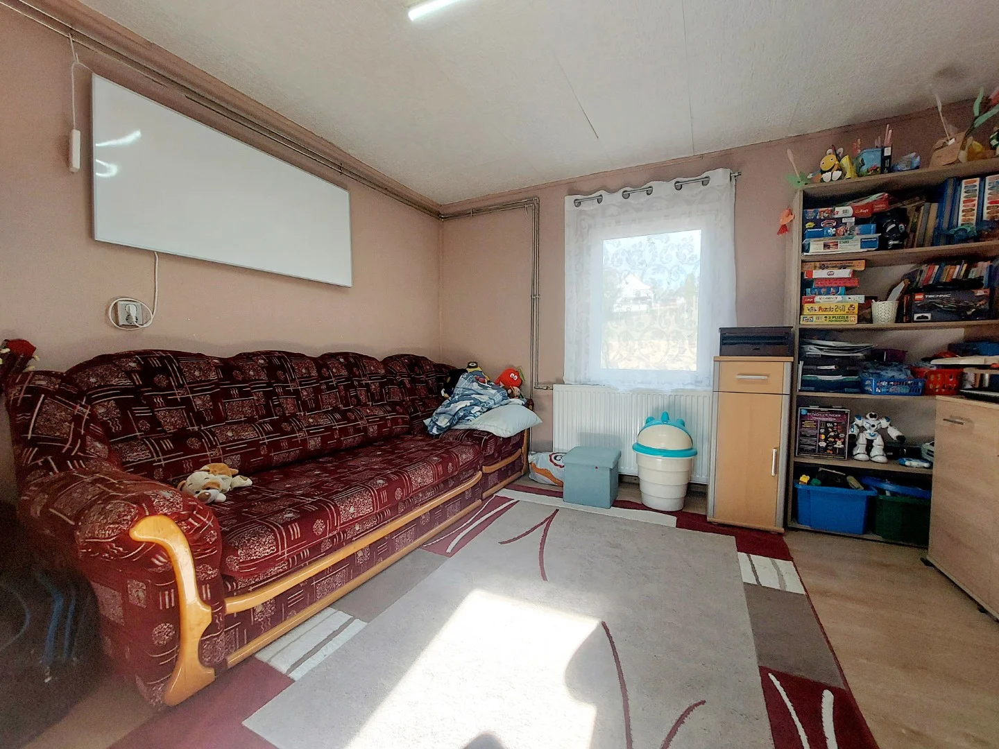 Eladó családi ház Komlón - Kép 5