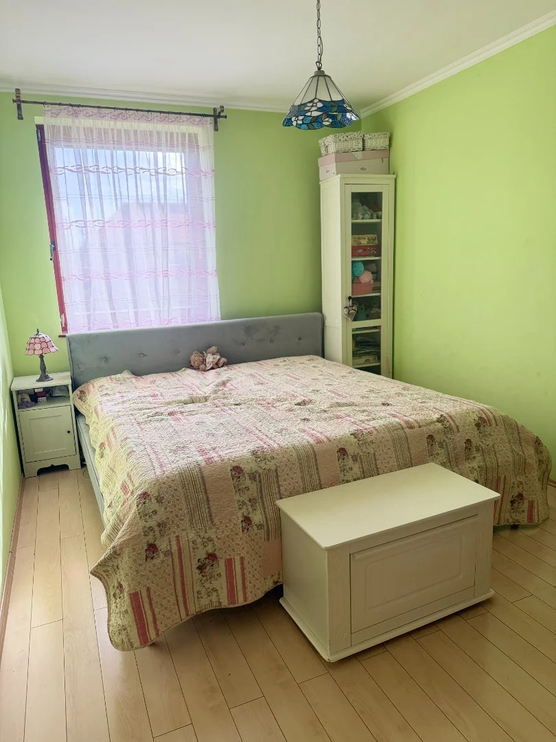 Eladó családi ház Nyúlon - Kép 13