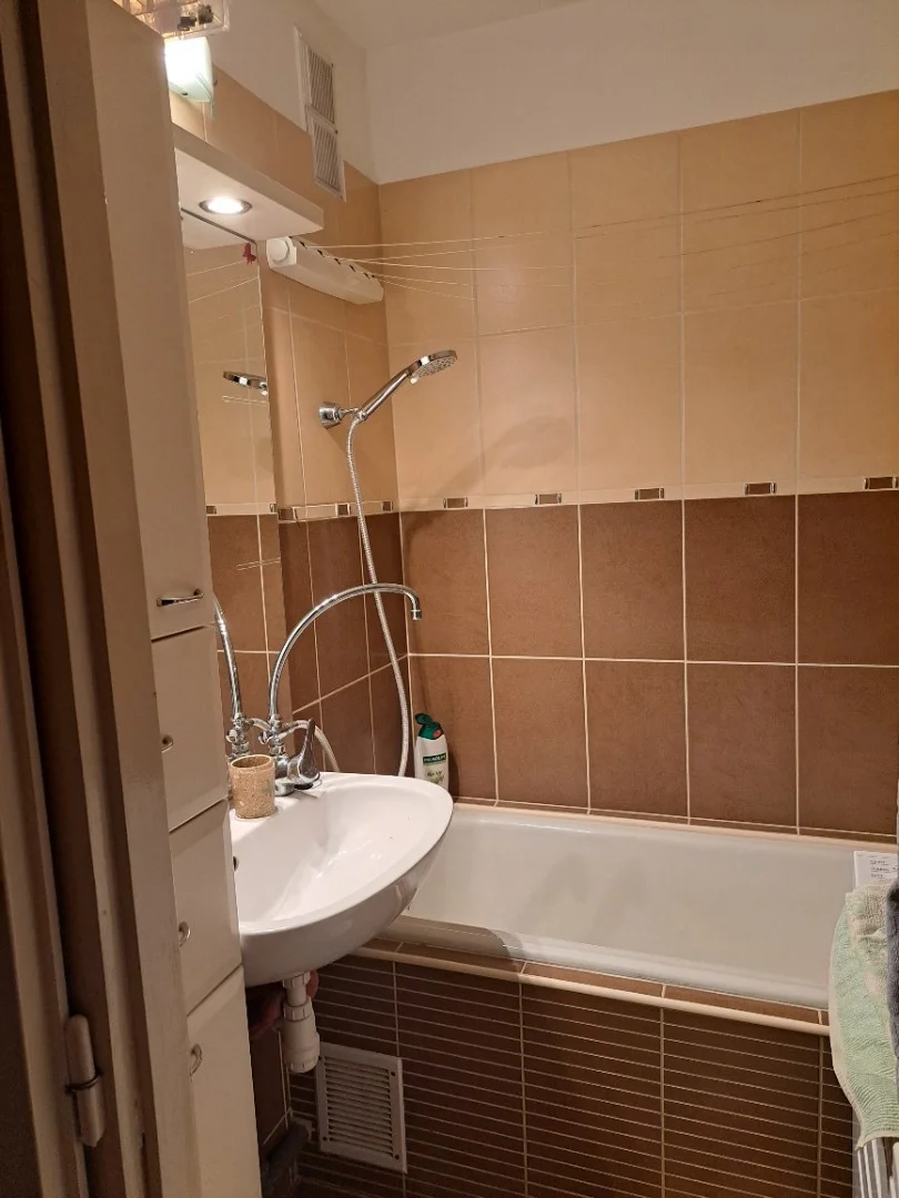 Eladó panel lakás Győr Ifjúság krt - Kép 11