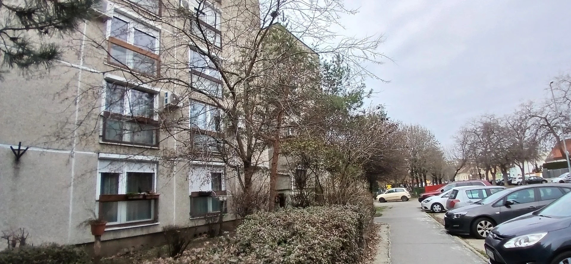 Eladó panel lakás Budapest 19. ker.en