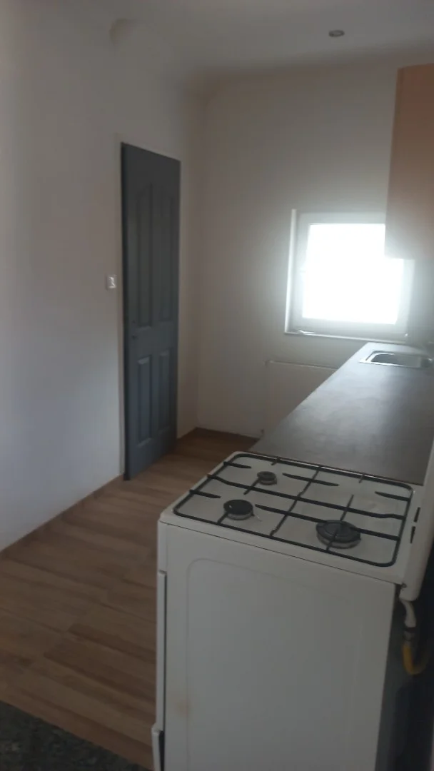 Kiadó tégla lakás Budapest 16. ker.en - Kép 4