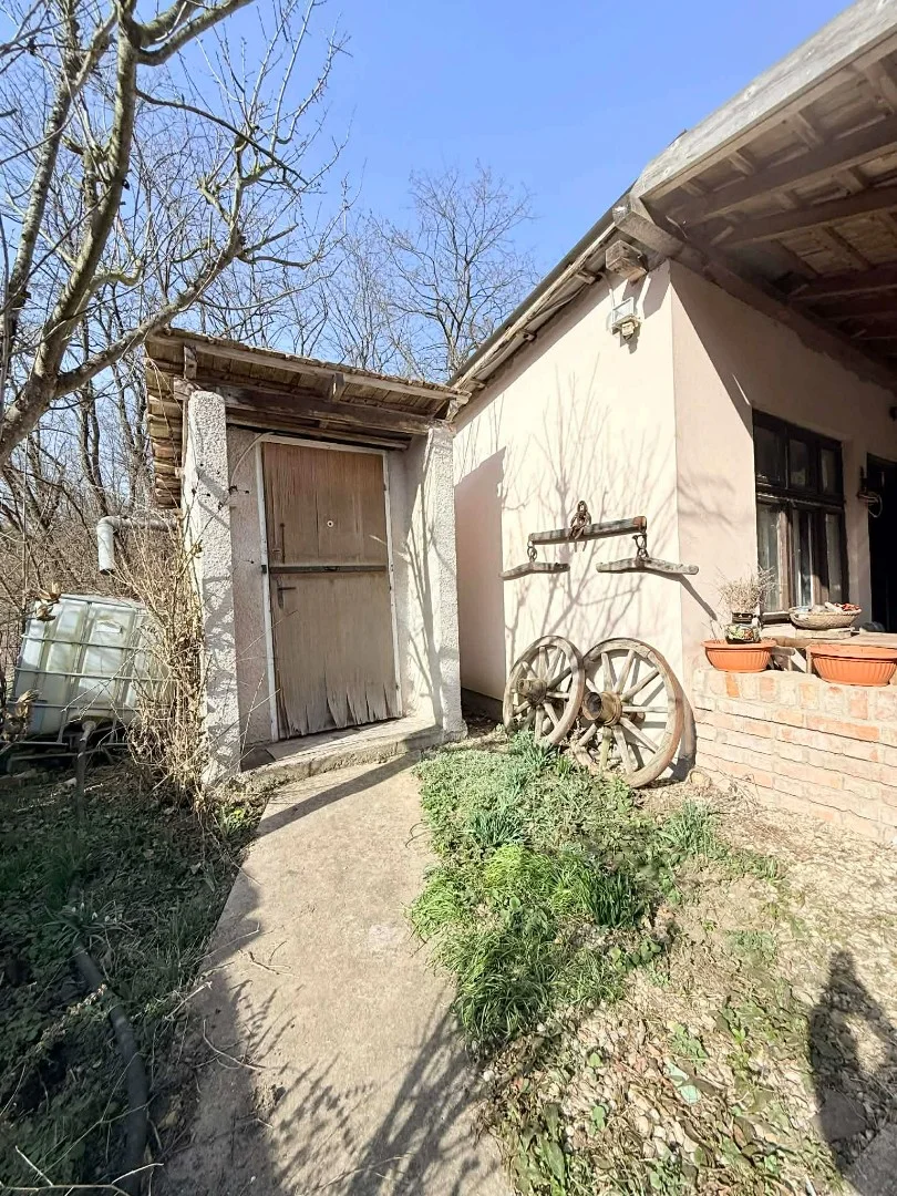 Eladó önálló nyaraló nyaraló / üdülő Szirmabesenyőn - Kép 8