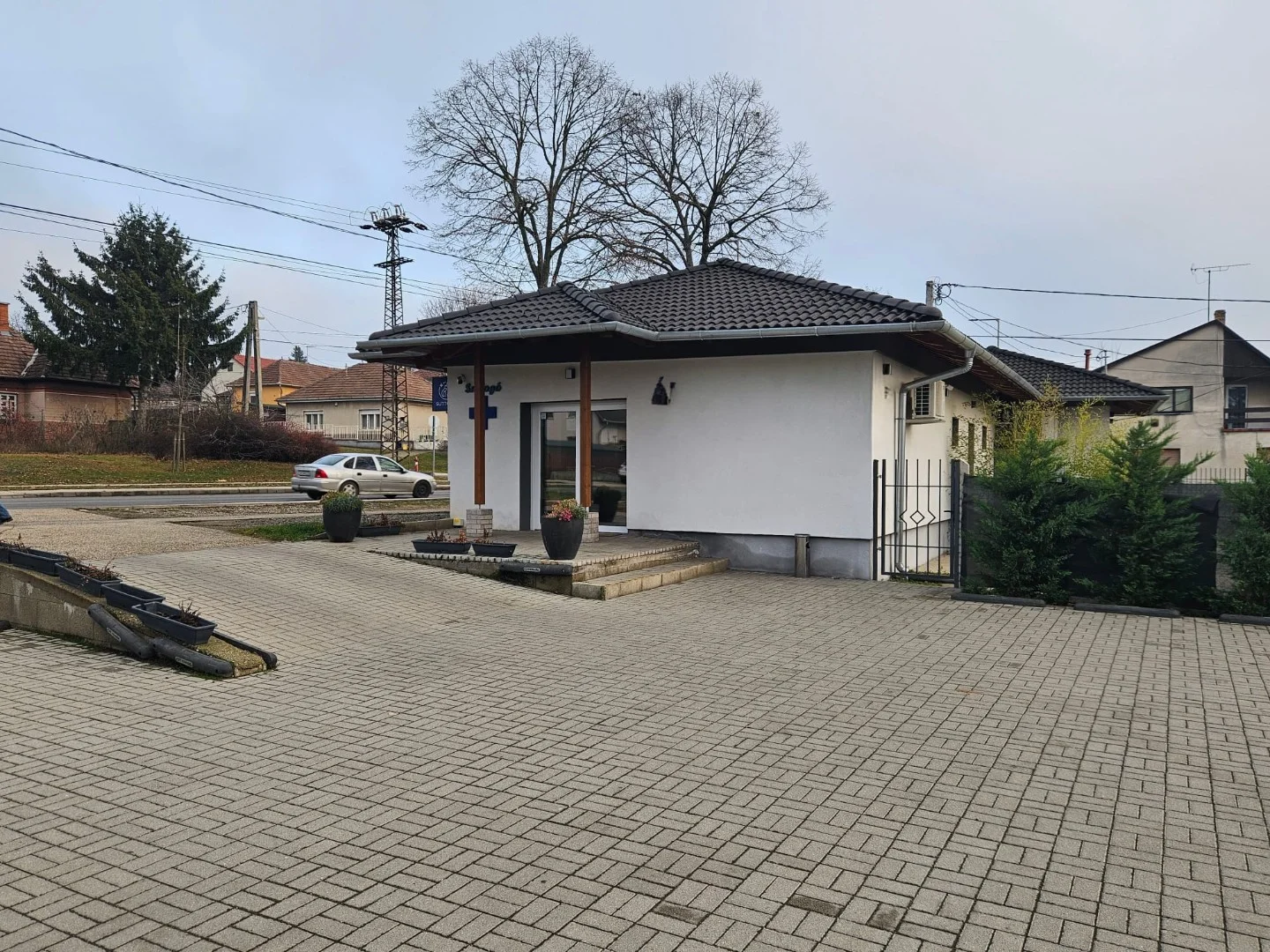 Eladó üzlet iroda / üzlet / kereskedelmi / szolgáltató Gödöllőn - Kép 5