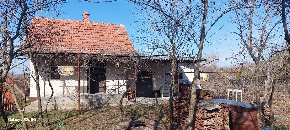 Eladó zárt kert mezőgazdaság Csemőn - Kép 4