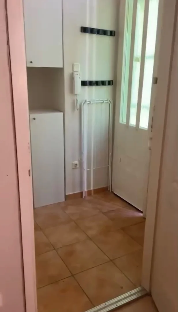 Eladó tégla lakás Budapest 06. ker.en - Kép 3