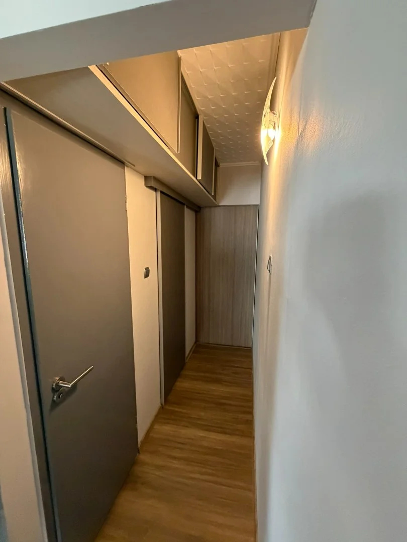 Eladó panel lakás Veszprémben - Kép 9