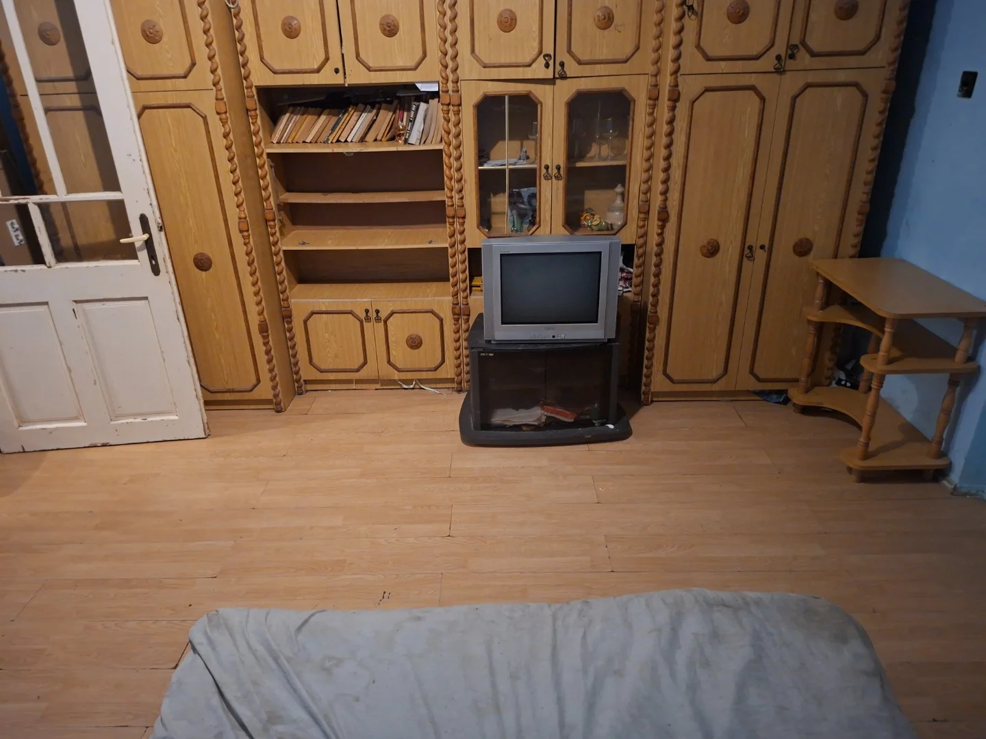 Eladó családi ház Abonyon - Kép 2