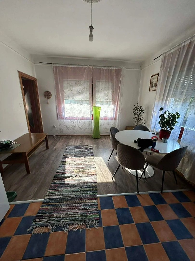 Eladó családi ház Tordason - Kép 16