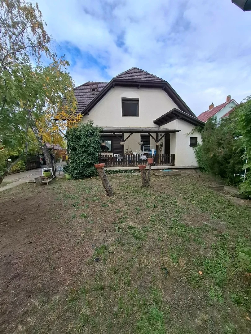 Eladó családi ház Szegeden - Kép 5