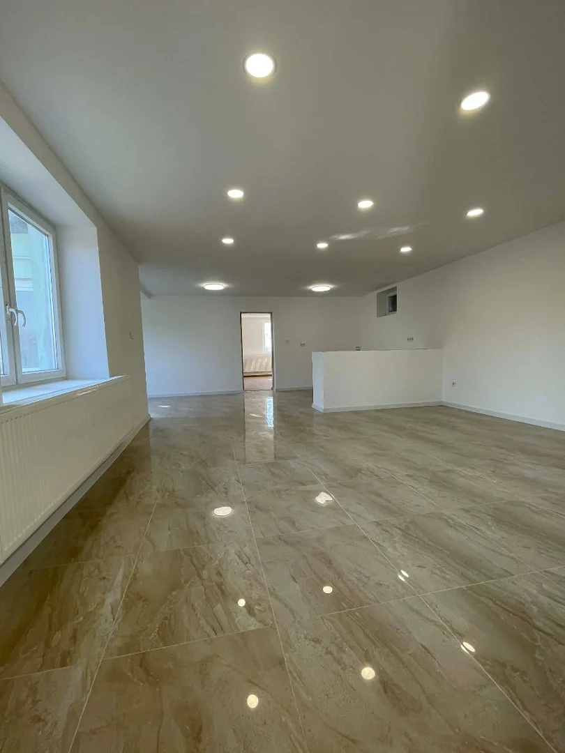 Eladó családi ház Bujon - Kép 5