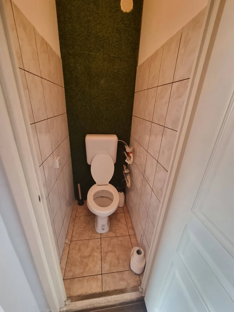 Kiadó panel lakás Debrecenben - Kép 2