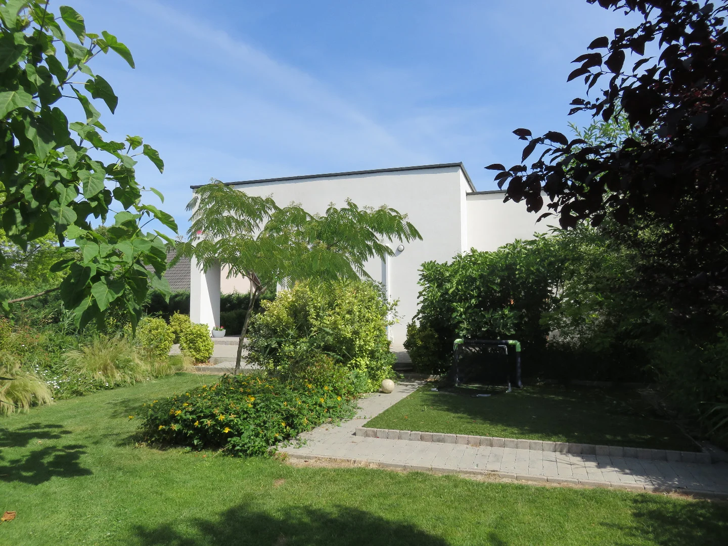 Eladó családi ház Balatonfűzfőn - Kép 2