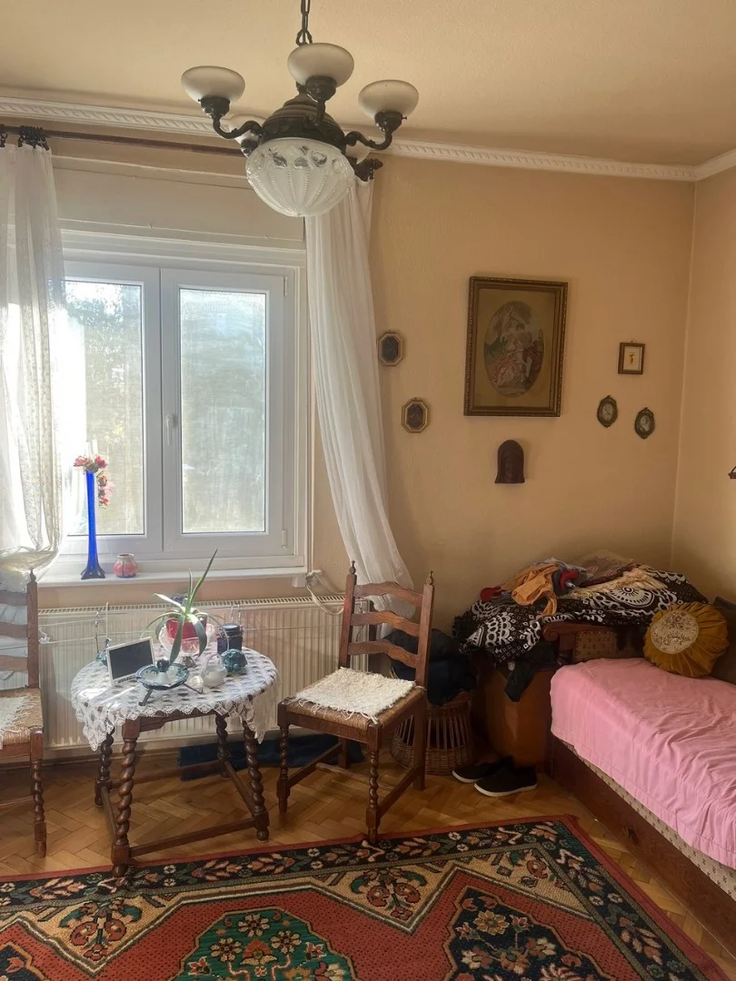 Eladó tégla lakás Budapest 14. ker.en - Kép 2