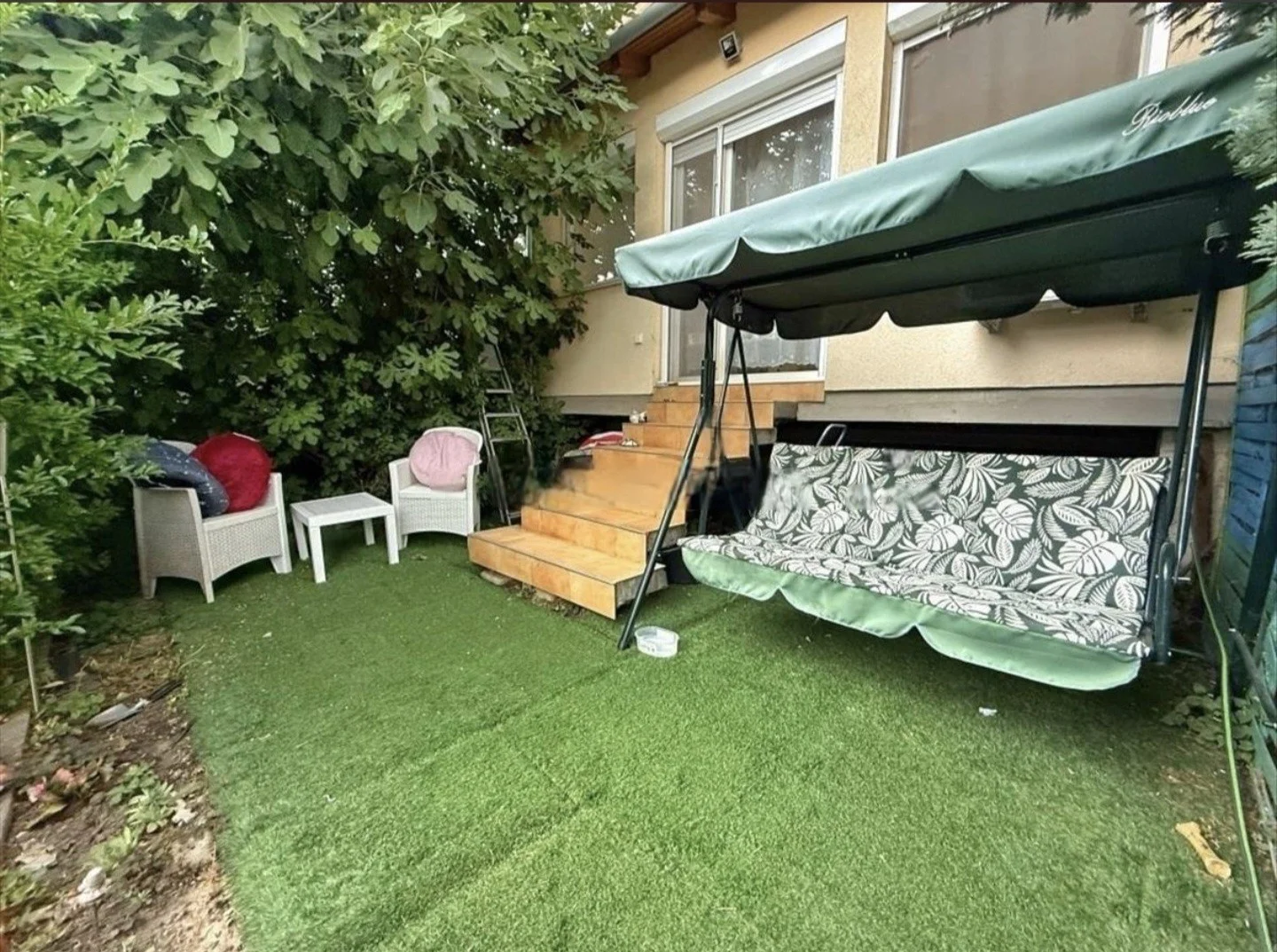 Eladó sorház Székesfehérváron - Kép 2