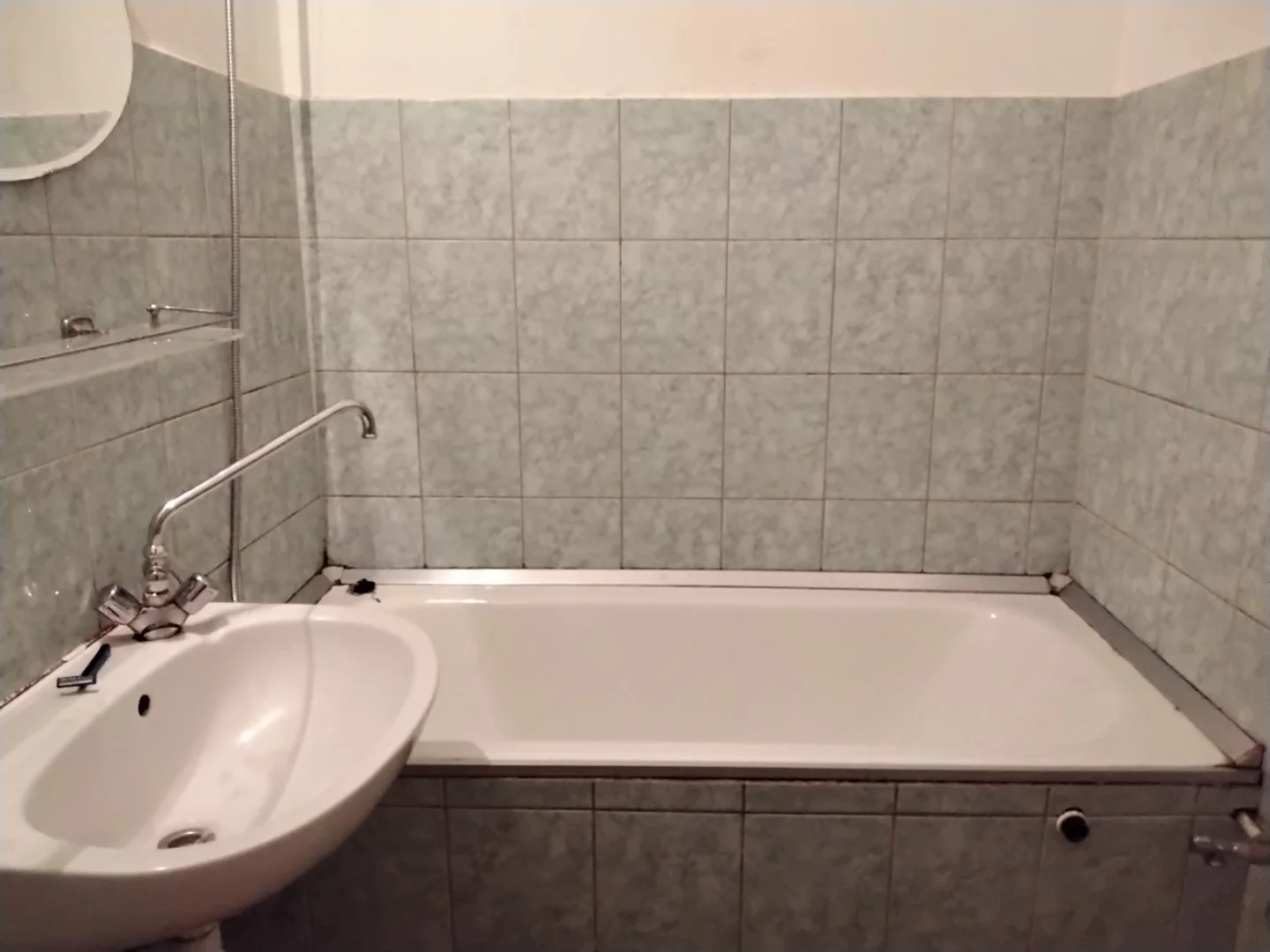 Eladó panel lakás Győrött - Kép 4