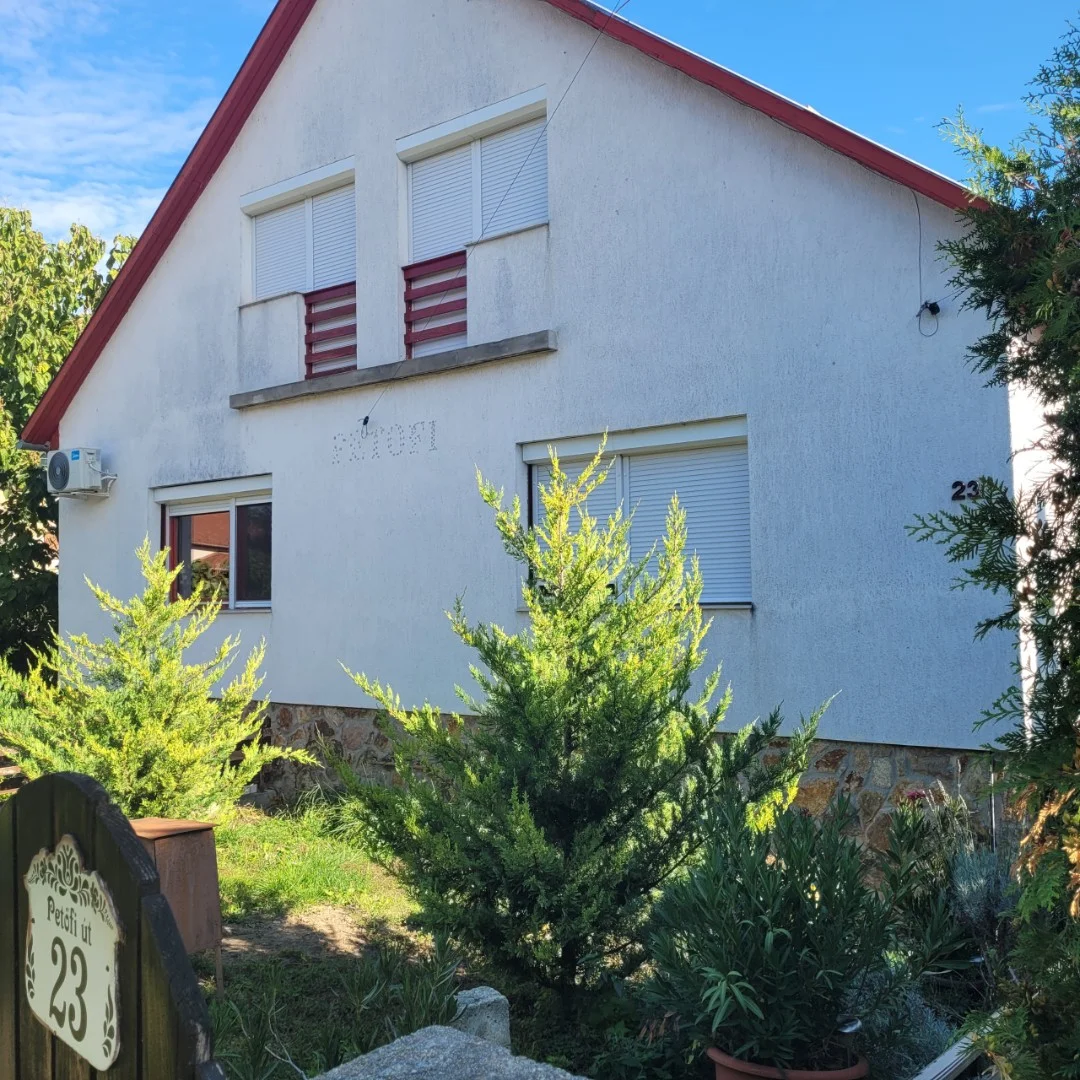 Eladó családi ház Tordason