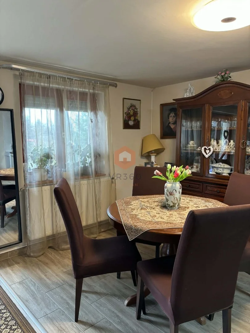 Eladó családi ház Pécsen - Kép 5