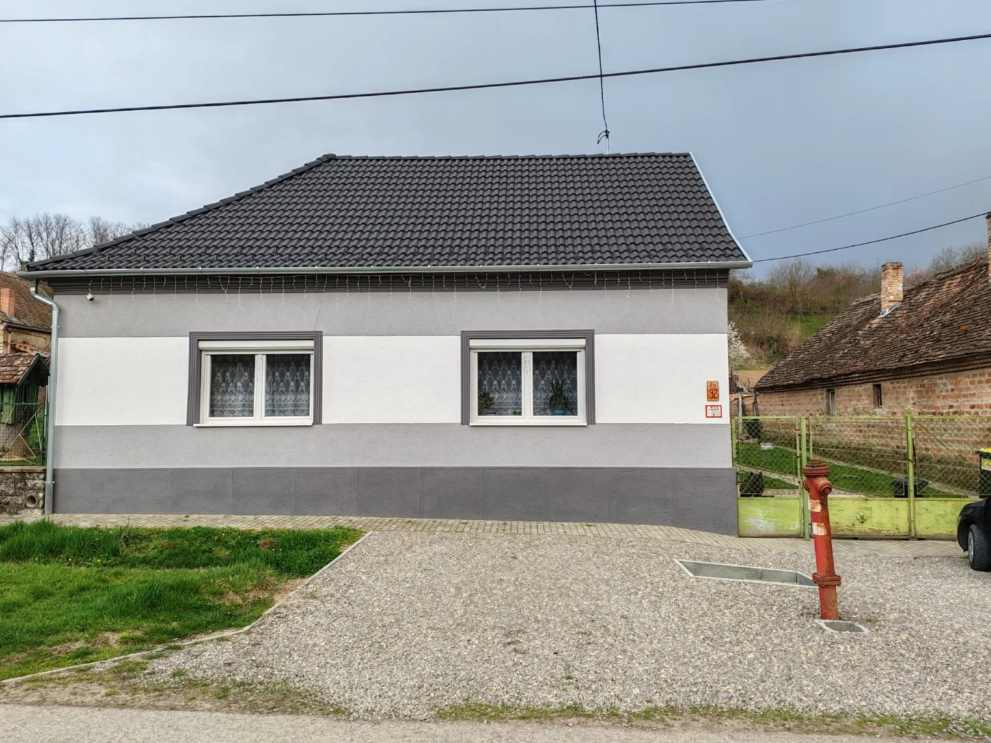 Eladó családi ház Helesfan