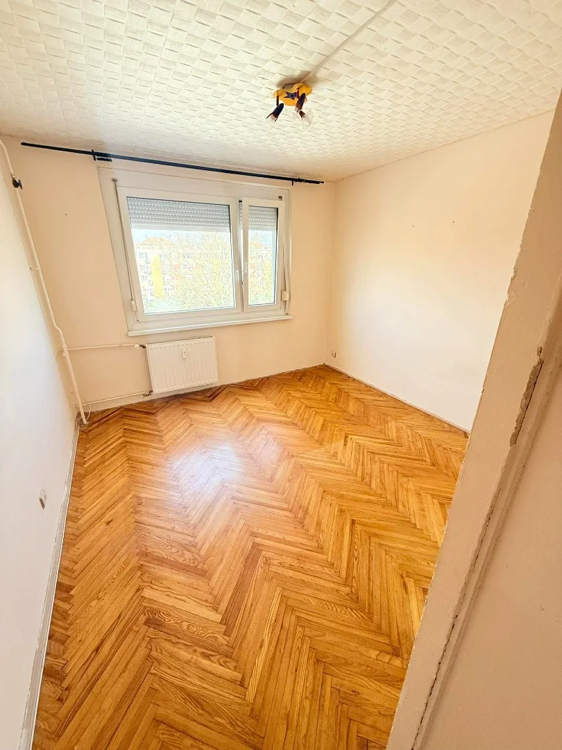 Eladó panel lakás Kazincbarcikan - Kép 4