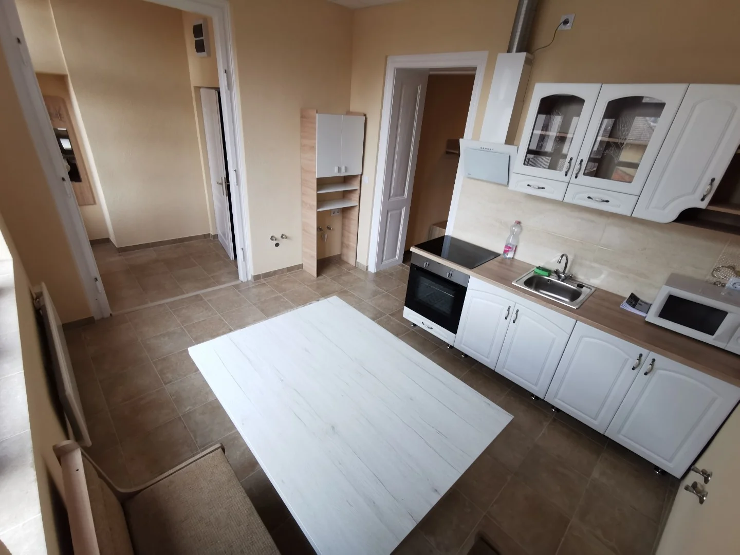 Kiadó tégla lakás Tatan - Kép 3