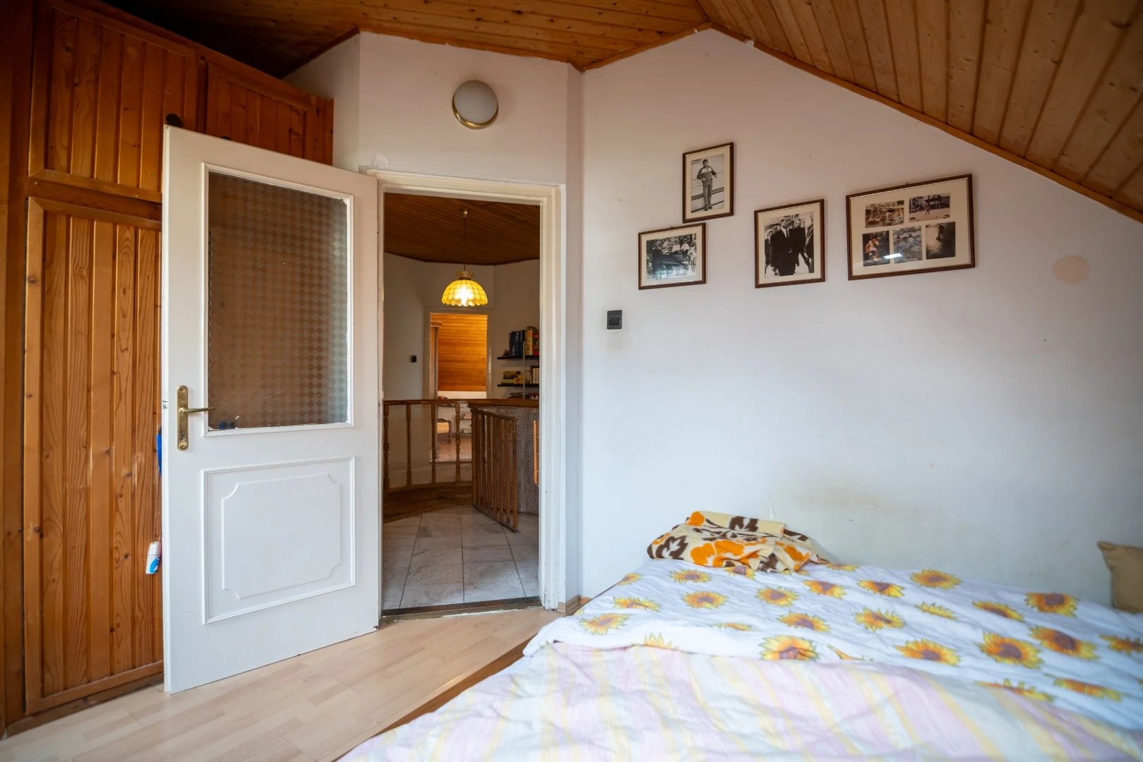 Eladó családi ház Pomázon - Kép 9