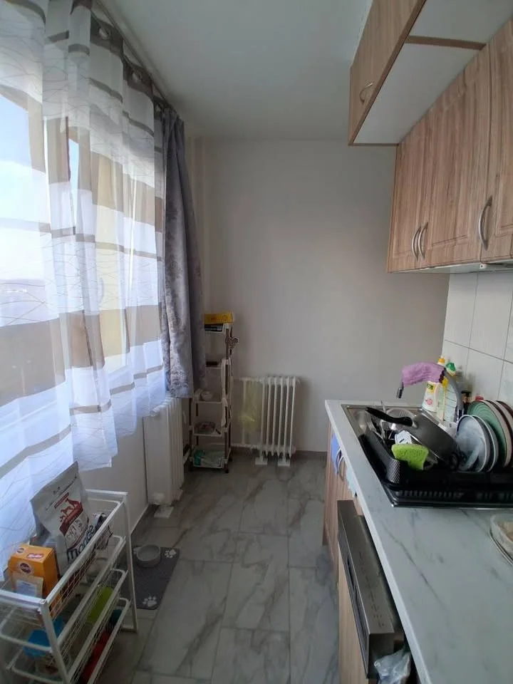 Eladó panel lakás Dunaújvárosban - Kép 2