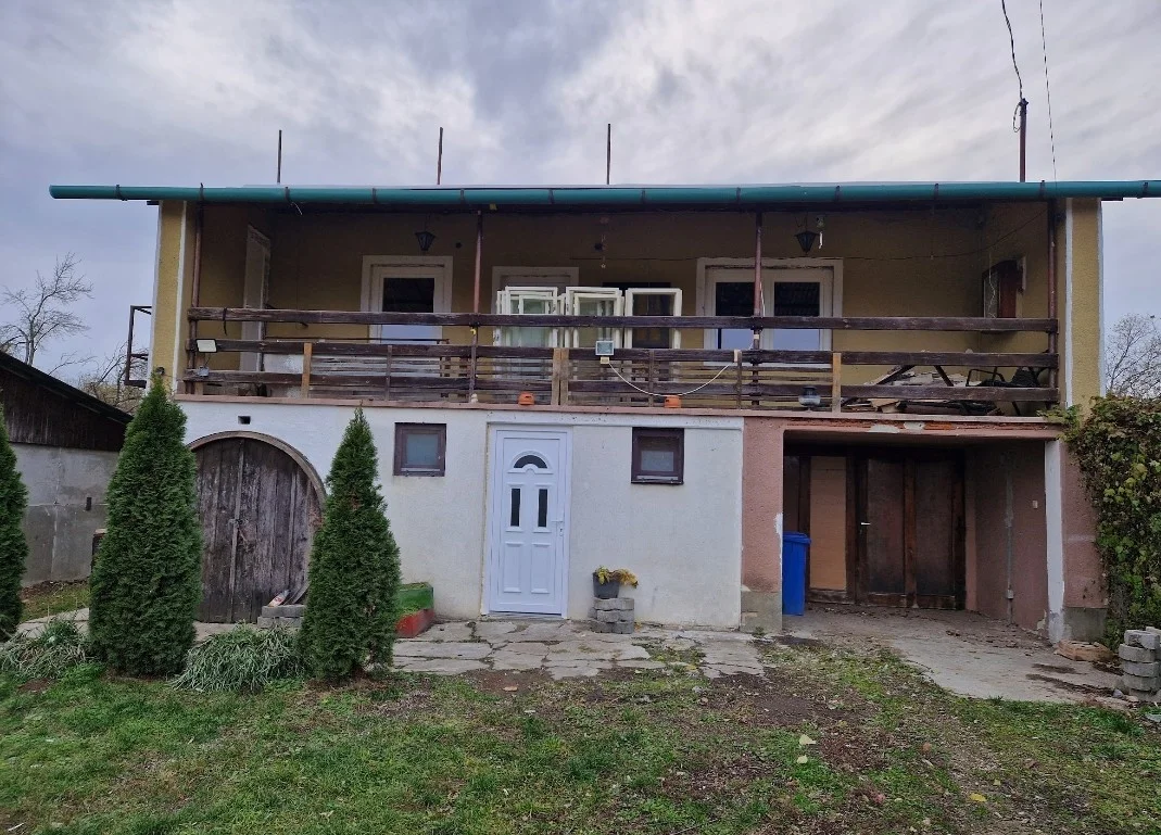 Eladó családi ház Kisbér Újszőlő