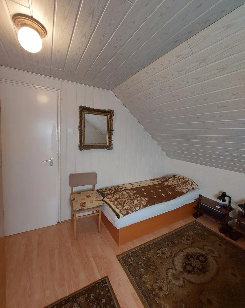 Eladó családi ház Pécsen - Kép 16