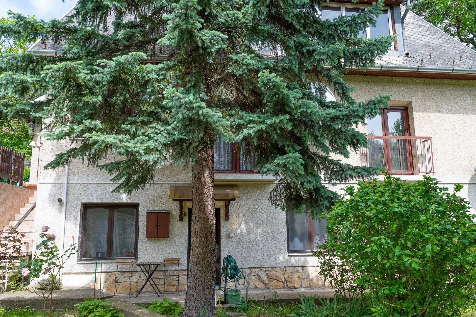 Eladó családi ház Budapest 03. ker.en