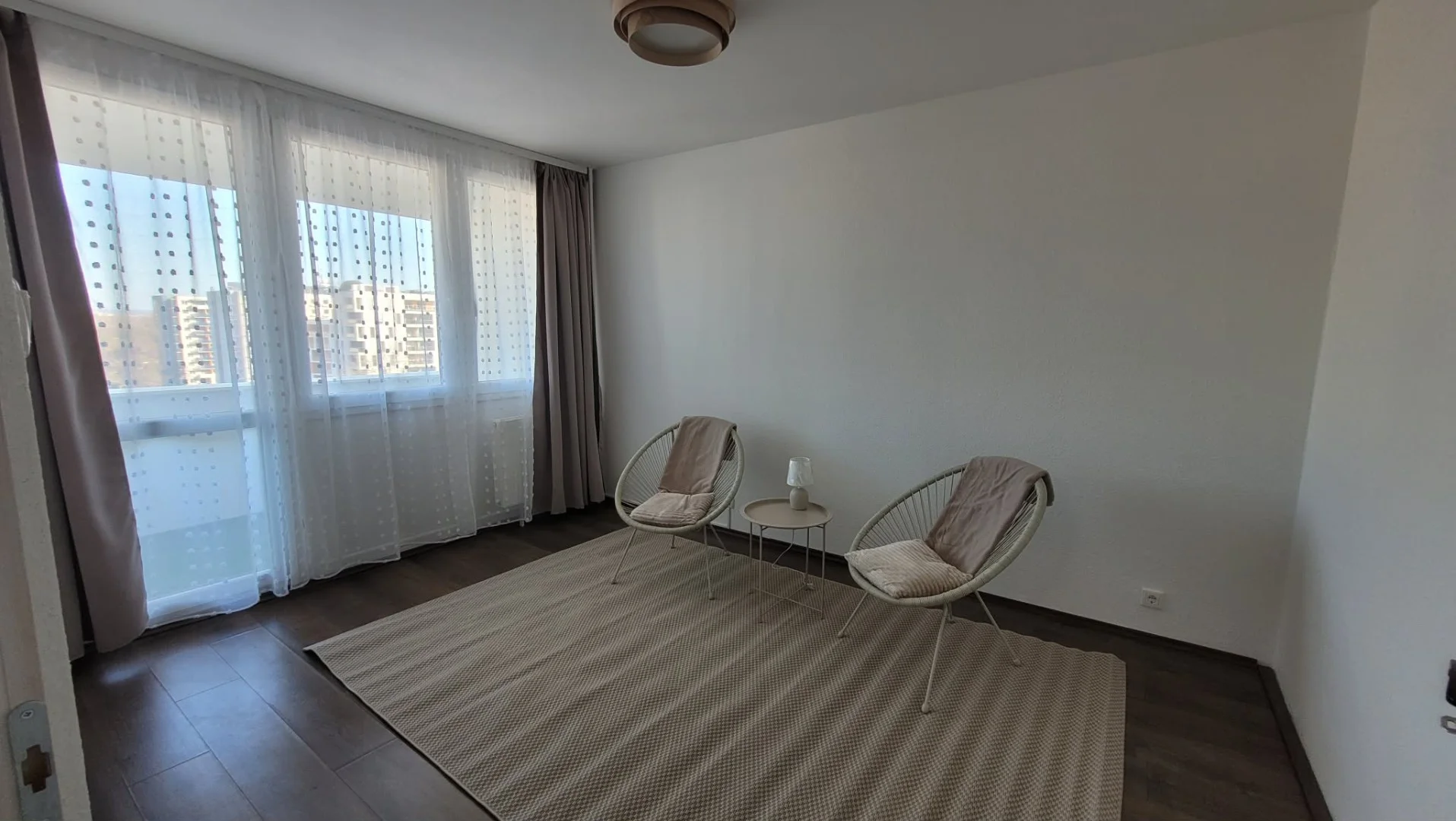 Kiadó panel lakás Budapest 03. ker.en - Kép 9