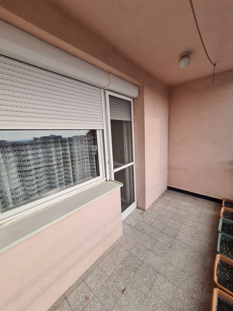 Eladó tégla lakás Székesfehérváron - Kép 16