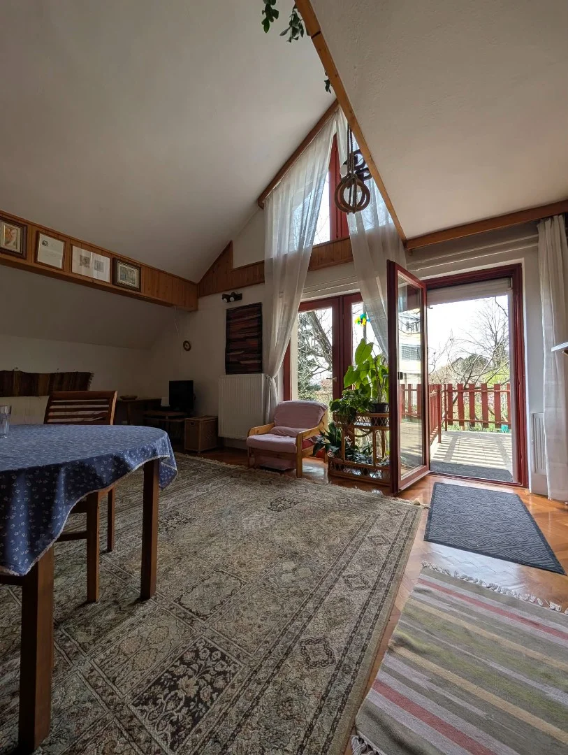 Eladó családi ház Pécsen - Kép 2