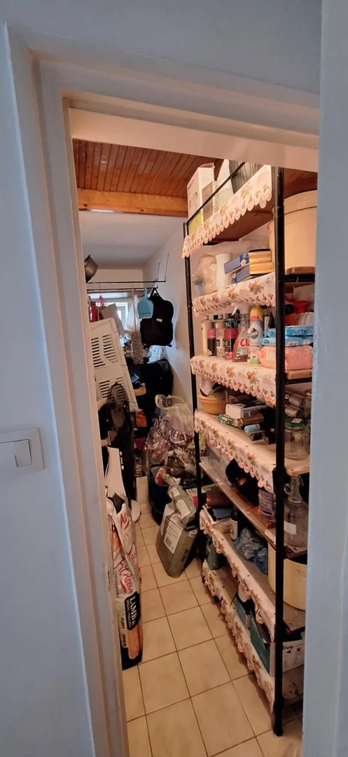 Eladó családi ház Csömören - Kép 9