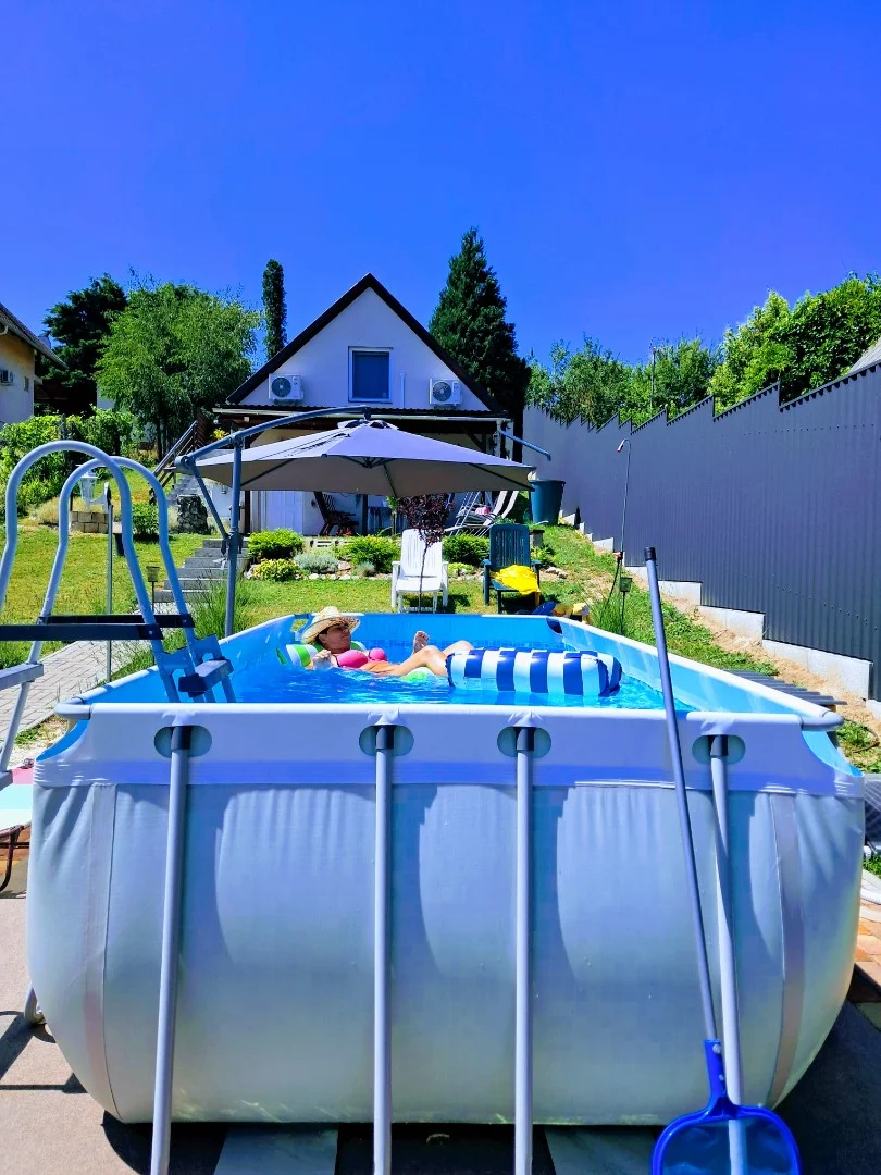 Eladó önálló nyaraló nyaraló / üdülő Dorogon