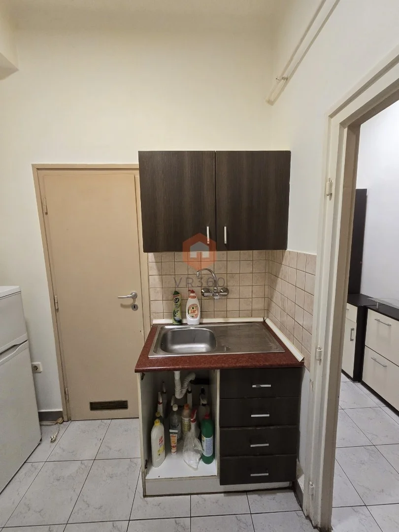 Eladó tégla lakás Pécsen - Kép 4