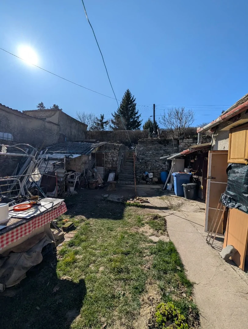 Eladó családi ház Pécsen - Kép 4