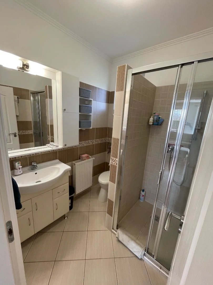 Eladó családi ház Pécsen - Kép 7