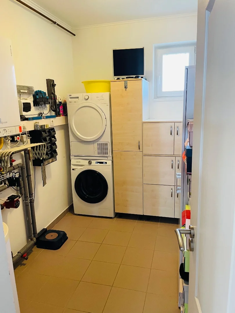 Eladó családi ház Pécsen - Kép 14