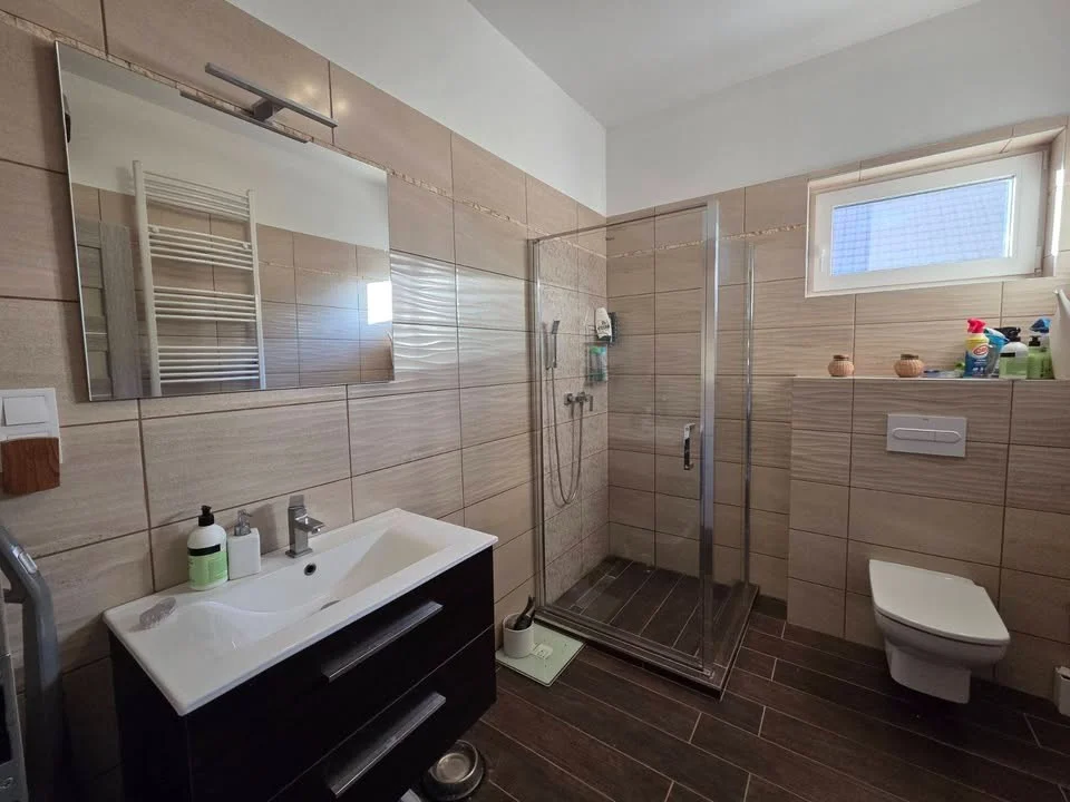 Eladó családi ház Kókan - Kép 4