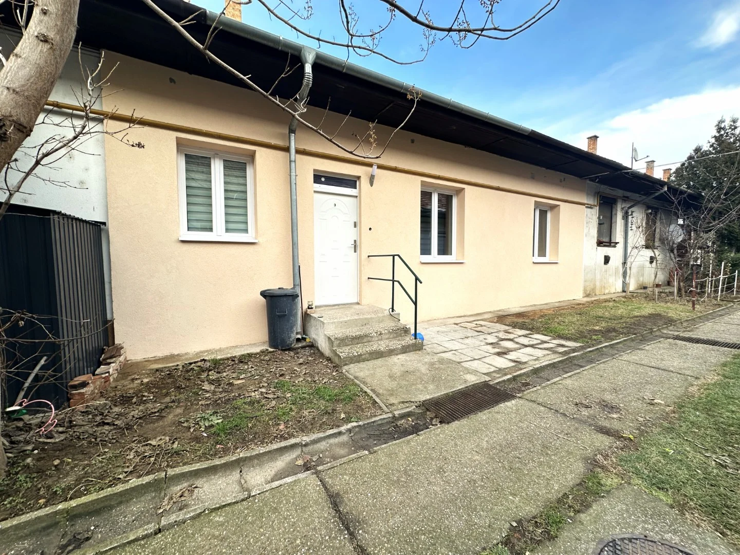 Eladó tégla lakás Pécsen - Kép 12