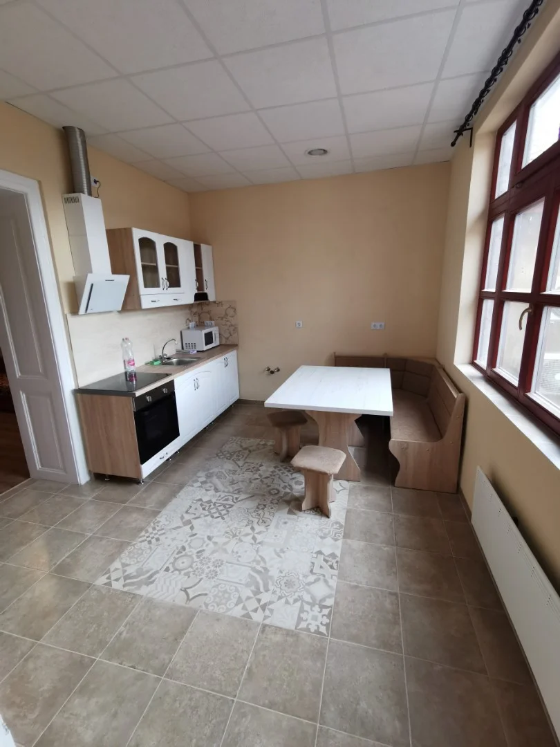 Kiadó tégla lakás Tatan - Kép 2