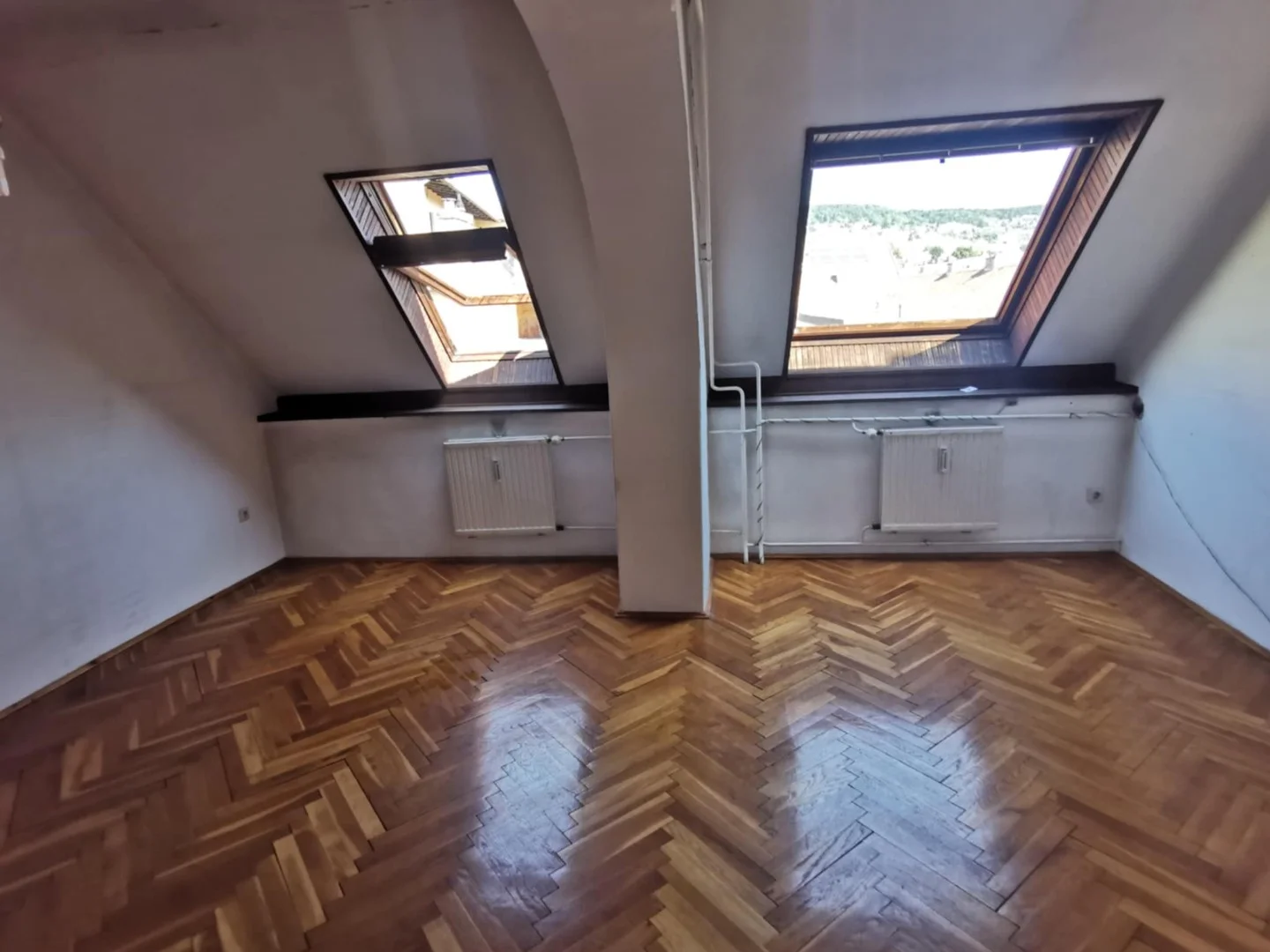 Eladó tégla lakás Pécsen - Kép 12