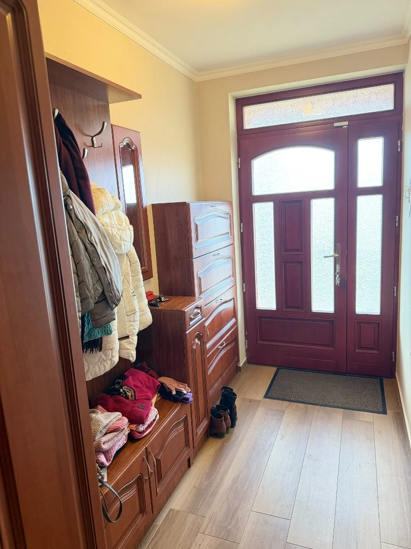 Eladó családi ház Nyúlon - Kép 4