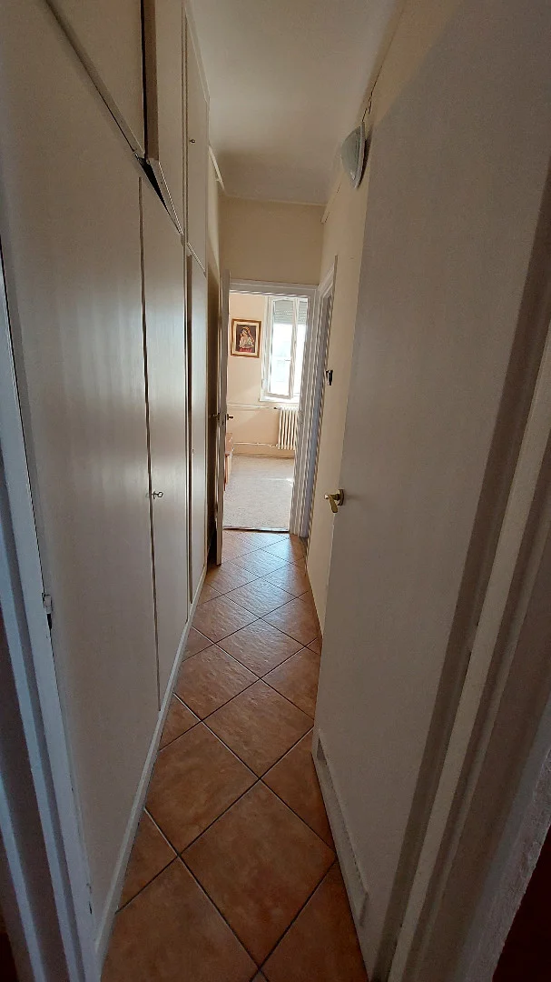 Eladó panel lakás Kecskeméten - Kép 7