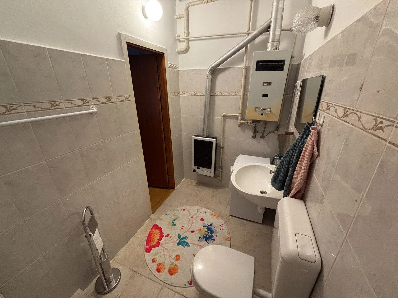 Eladó tégla lakás Pécsen - Kép 9