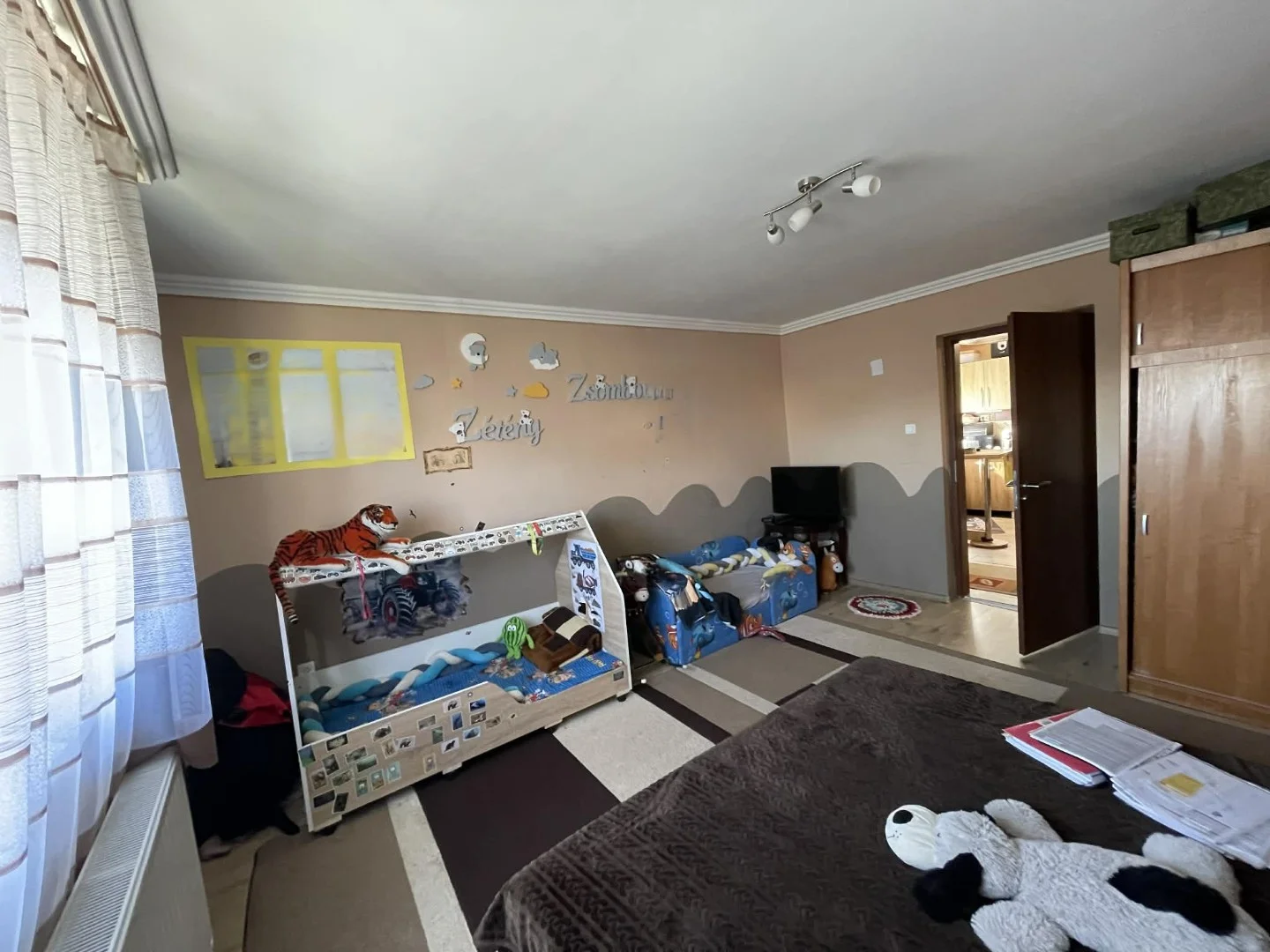 Eladó családi ház Nyíregyházán - Kép 5